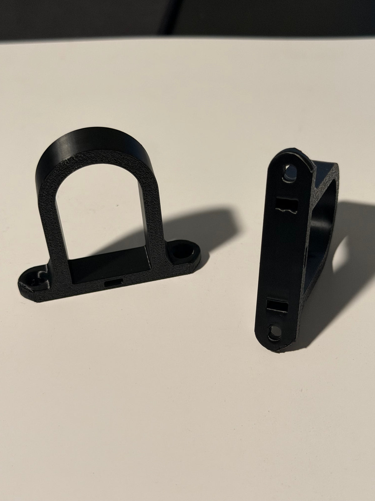 Eado 3D PETG mounting brackets for the Arcadia T5 UVB fixture, set of 2, view 5